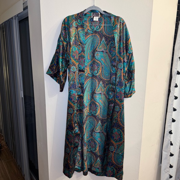 California Dynasty Vintage Paisley 2 Piece Sleep Dress and Robe Size S/M NWT - Picture 4 of 7